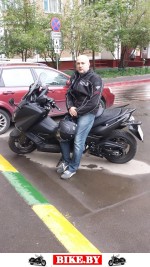 Yamaha T-Max photo 2