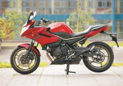   : Yamaha XJ6 Diversion