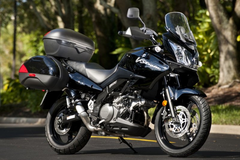 : Suzuki G-Strom 250  Kawasaki Versys 250