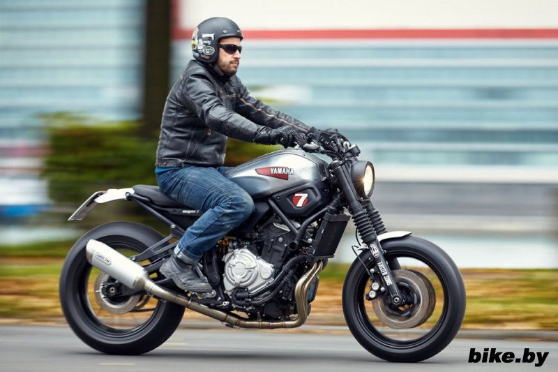 JvB-moto:  Yamaha XSR700 Super 7