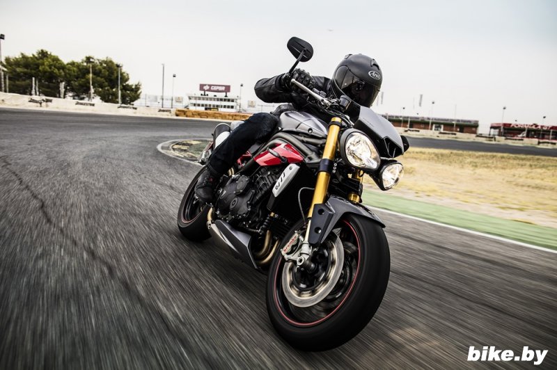   Triumph Speed Triple S/Speed Triple R 2016