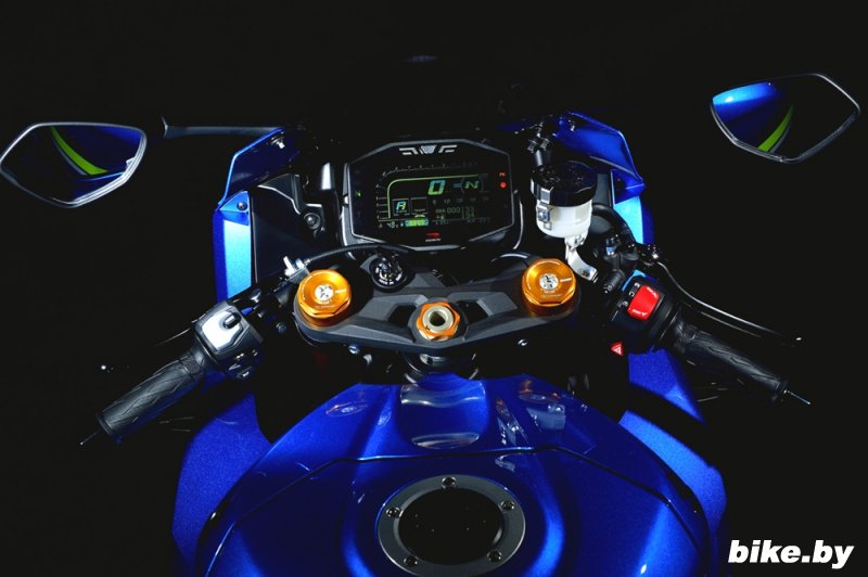 Intermot 2016:   Suzuki GSX-R1000 2017 (, , )