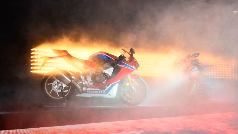     Intermot    Honda CBR1000RR Fireblade