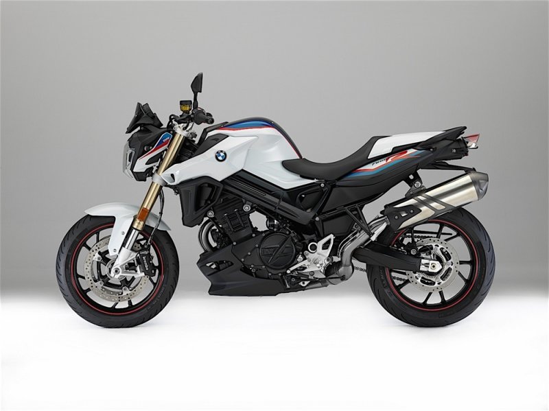 EICMA 2016:  BMW F800R 2017  BMW F800GT 2017